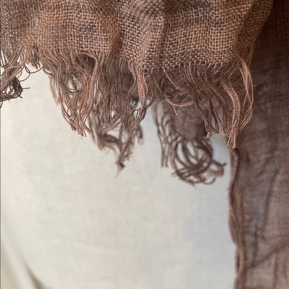 Abercrombie and Fitch Scarf Brown - Picture 3 of 5